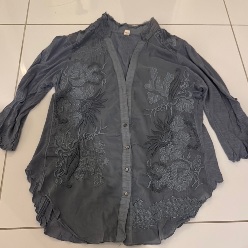 Gray 3/4 Sleeve Embellished Button Down Shirt